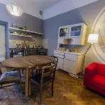 Travellers Inn Hostel