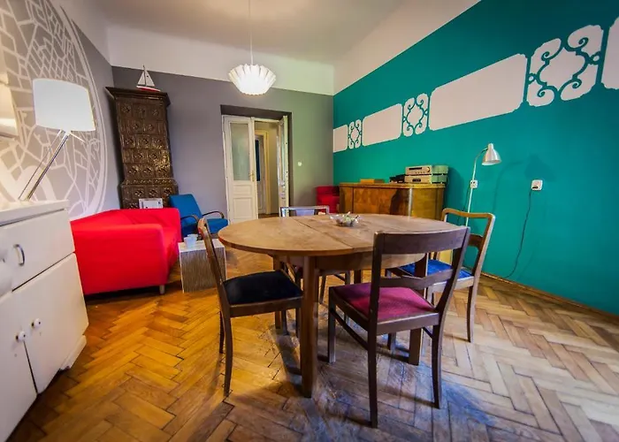 Travellers Inn Hostel